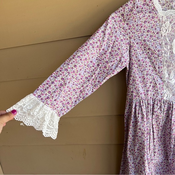 Scarlet Darkness Girls Victorian/renaissance Long Dress Size 9-10 years - Picture 2 of 8